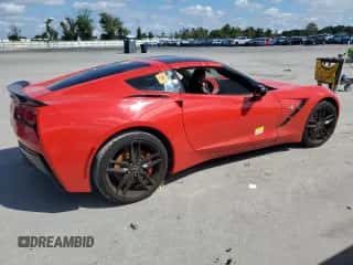 2014 Chevrolet Corvette Z51 3LT z VIN 1G1YM2D73E5130819, wystawiony jako Copart lot #73765464 z przebiegiem 27 988 mil mil oraz Szkoda całkowita • Salvage title. Historia ofert i sprzedaży dostępna na DreamBid. Obrazek 3.