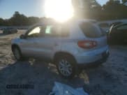 ✅ 2009 Volkswagen Tiguan S • VIN: WVGAV75NX9W545809 • Lot: 82594285. Listed on Copart with 106,087 mi. Free auction sales archive from the USA and detailed vehicle history report at DreamBid. Image 2.