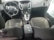 ✅ 2012 Ford Focus SE • VIN: 1FAHP3F29CL192410 • Lot: 56428525. Wystawiony na Copart z przebiegiem 76 671 mil. Bezpłatny archiwum sprzedaży aukcyjnych z USA i szczegółowy raport historii pojazdu na DreamBid. Zdjęcie 8.