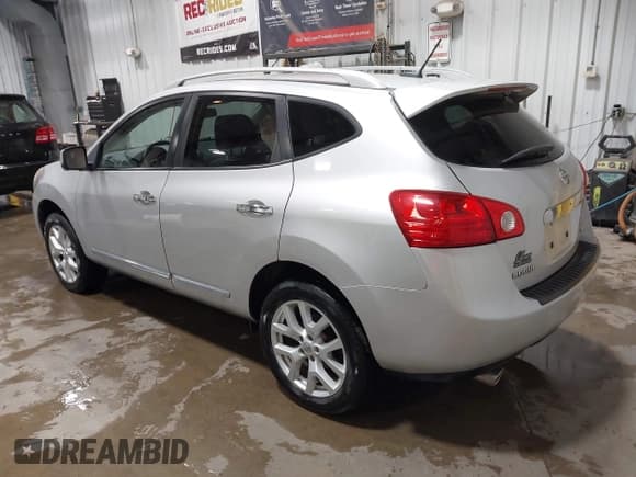 ✅ 2012 Nissan Rogue S • VIN: JN8AS5MV7CW354587 • Lot: 43401100. Wystawiony na IAAI z przebiegiem 108 006 mil. Bezpłatny archiwum sprzedaży aukcyjnych z USA i szczegółowy raport historii pojazdu na DreamBid. Zdjęcie 3.