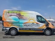 ✅ 2020 Ford Transit Cargo • VIN: 1FTYE1C89LKB18309 • Lot: 42086954. Wystawiony na IAAI z przebiegiem 44 937 mil. Bezpłatny archiwum sprzedaży aukcyjnych z USA i szczegółowy raport historii pojazdu na DreamBid. Zdjęcie 19.