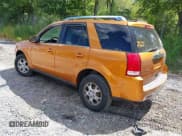✅ 2006 Saturn VUE • VIN: 5GZCZ53496S832740 • Lot: 43076634. Wystawiony na IAAI z przebiegiem 80 329 mil. Bezpłatny archiwum sprzedaży aukcyjnych z USA i szczegółowy raport historii pojazdu na DreamBid. Zdjęcie 3.