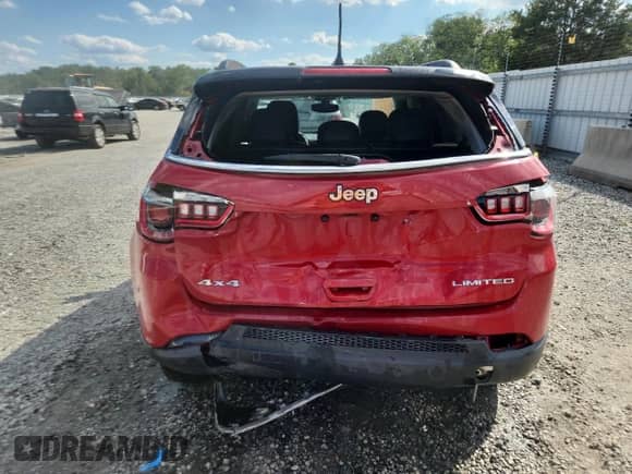 2018 Jeep Compass Limited z VIN 3C4NJDCB6JT316501, wystawiony jako Copart lot #70818685 z przebiegiem 86 911 mil mil oraz Szkoda całkowita • Salvage title. Historia ofert i sprzedaży dostępna na DreamBid. Obrazek 6.