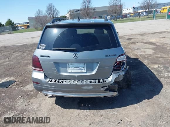 ✅ 2014 Mercedes-Benz GLK 350 • VIN: WDCGG8JB3EG285598 • Lot: 41959810. Wystawiony na IAAI z przebiegiem 155 967 mil. Bezpłatny archiwum sprzedaży aukcyjnych z USA i szczegółowy raport historii pojazdu na DreamBid. Zdjęcie 16.