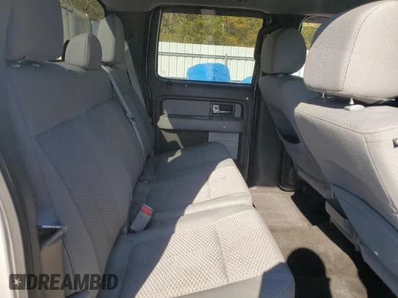 ✅ 2014 Ford F-150 XLT • VIN: 1FTFW1CT7EFC25752 • Lot: 92845905. Wystawiony na Copart z przebiegiem 148 851 mil. Bezpłatny archiwum sprzedaży aukcyjnych z USA i szczegółowy raport historii pojazdu na DreamBid. Zdjęcie 10.