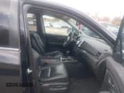 ✅ 2017 Honda Pilot EX-L • VIN: 5FNYF6H55HB062267 • Lot: 43680104. Listed on IAAI with 119,797 mi. Free auction sales archive from the USA and detailed vehicle history report at DreamBid. Image 5.