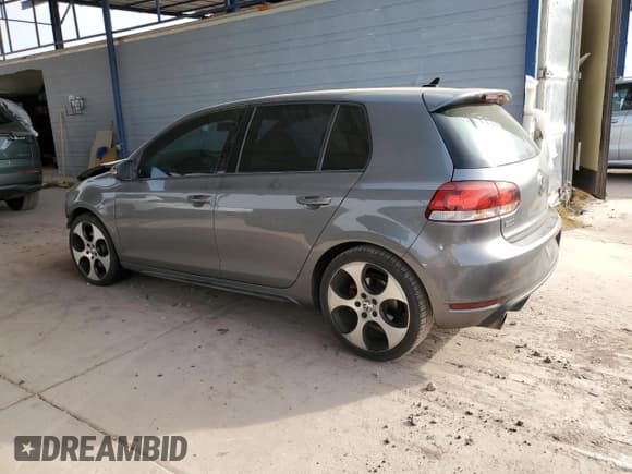 ✅ 2011 Volkswagen Golf GTI w/Sunroof PZEV • VIN: WVWHD7AJ2BW255286 • Lot: 44524825. Wystawiony na Copart z przebiegiem 146 134 mil. Bezpłatny archiwum sprzedaży aukcyjnych z USA i szczegółowy raport historii pojazdu na DreamBid. Zdjęcie 2.