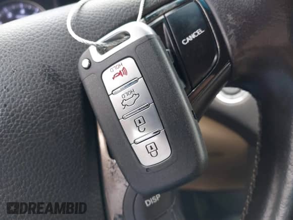 2012 Hyundai Azera с VIN KMHFG4JG8CA180220, выставлен на аукционе IAAI как лот 41426832 с пробегом 184 463 миль миль и . История ставок и продаж доступна на DreamBid. Изображение 11.