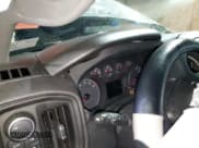 ✅ 2024 Chevrolet Silverado 1500 Custom Trail Boss • VIN: 3GCPDCEK4RG444425 • Lot: 81301885. Wystawiony na Copart z przebiegiem Nie podano. Bezpłatny archiwum sprzedaży aukcyjnych z USA i szczegółowy raport historii pojazdu na DreamBid. Zdjęcie 9.