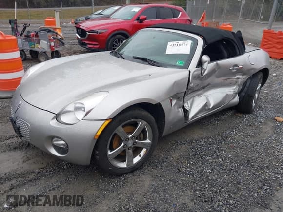 ✅ 2008 Pontiac Solstice • VIN: 1G2MC35B28Y111672 • Лот: 43516574. Опубликован ранее на IAAI с пробегом 77 415 миль. Бесплатный доступ к архиву аукционных продаж из США и подробный отчёт об истории автомобиля на DreamBid. Изображение 2.
