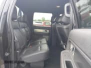 ✅ 2014 Ford F-150 XL • VIN: 1FTFW1EF3EKE36459 • Lot: 42586873. Wystawiony na IAAI z przebiegiem 248 358 mil. Bezpłatny archiwum sprzedaży aukcyjnych z USA i szczegółowy raport historii pojazdu na DreamBid. Zdjęcie 8.