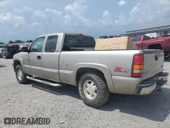 ✅ 1999 GMC Sierra 1500 SLE • VIN: 2GTEK19T5X1512872 • Лот: 65164465. Опубликован ранее на Copart с пробегом 163 220 миль. Бесплатный доступ к архиву аукционных продаж из США и подробный отчёт об истории автомобиля на DreamBid. Изображение 2.