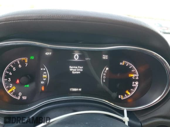 ✅ 2014 Jeep Grand Cherokee Overland • VIN: 1C4RJFCG6EC423073 • Lot: 92041515. Listed on Copart with 172,664 mi. Free auction sales archive from the USA and detailed vehicle history report at DreamBid. Image 9.