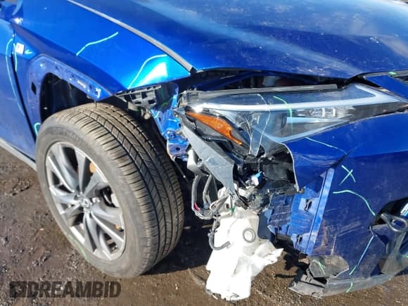 ✅ 2019 Lexus UX 250h • VIN: JTHU9JBH4K2015400 • Лот: 41525608. Опубликован ранее на IAAI с пробегом Не указан. Бесплатный доступ к архиву аукционных продаж из США и подробный отчёт об истории автомобиля на DreamBid. Изображение 6.