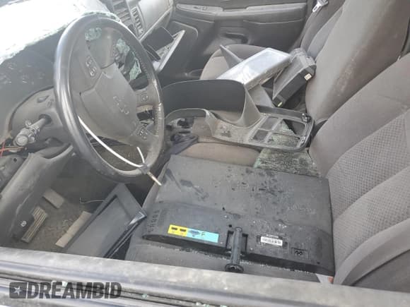 ✅ 2006 Chevrolet Silverado 1500 LT1 • VIN: 2GCEK13Z261356897 • Лот: 71401034. Опубликован ранее на Copart с пробегом Не указан. Бесплатный доступ к архиву аукционных продаж из США и подробный отчёт об истории автомобиля на DreamBid. Изображение 7.