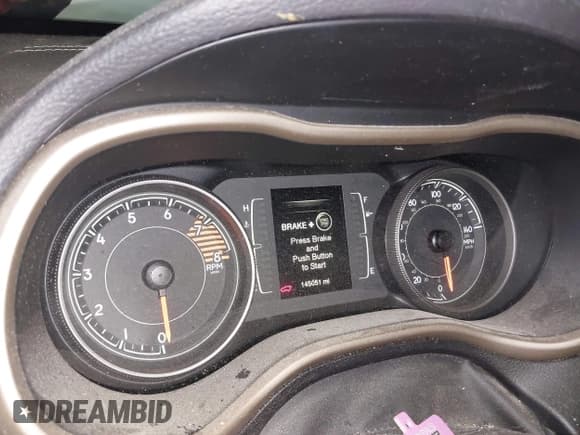 ✅ 2016 Jeep Cherokee Latitude • VIN: 1C4PJMCS3GW197351 • Lot: 40967948. Wystawiony na IAAI z przebiegiem 145 051 mil. Bezpłatny archiwum sprzedaży aukcyjnych z USA i szczegółowy raport historii pojazdu na DreamBid. Zdjęcie 7.