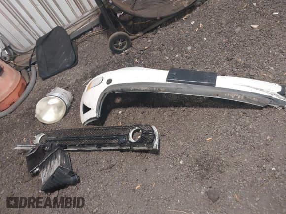 ✅ 2005 Volkswagen Beetle GLS • VIN: 3VWCR31C75M416075 • Lot: 42730759. Listed on IAAI with 107,503 mi. Free auction sales archive from the USA and detailed vehicle history report at DreamBid. Image 12.