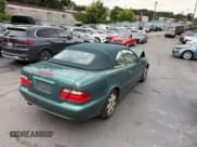 ✅ 2002 Mercedes-Benz CLK 320/430 • VIN: WDBLK65G32T103879 • Lot: 43653842. Wystawiony na IAAI z przebiegiem 126 939 mil. Bezpłatny archiwum sprzedaży aukcyjnych z USA i szczegółowy raport historii pojazdu na DreamBid. Zdjęcie 3.