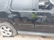 ✅ 2014 Chevrolet Tahoe LT • VIN: 1GNSCBE04ER141927 • Lot: 42651845. Listed on IAAI with 89,980 mi. Free auction sales archive from the USA and detailed vehicle history report at DreamBid. Image 19.