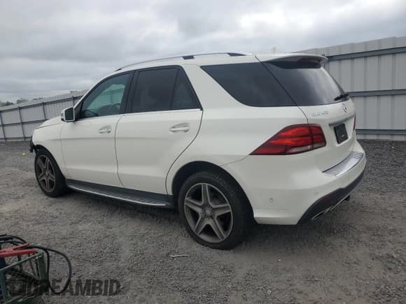 ✅ 2016 Mercedes-Benz GLE 400 • VIN: 4JGDA5GB3GA676431 • Лот: 68138095. Опубликован ранее на Copart с пробегом 122 132 миль. Бесплатный доступ к архиву аукционных продаж из США и подробный отчёт об истории автомобиля на DreamBid. Изображение 2.