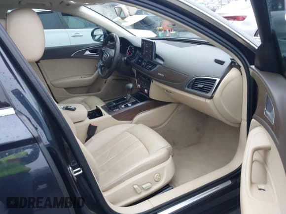 ✅ 2013 Audi A6 Prestige • VIN: WAUHGAFC1DN038977 • Lot: 43804733. Listed on IAAI with 158,099 mi. Free auction sales archive from the USA and detailed vehicle history report at DreamBid. Image 5.