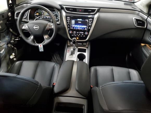 ✅ 2024 Nissan Murano SL • VIN: 5N1AZ2CS1RC121307 • Lot: 68756655. Wystawiony na Copart z przebiegiem 6 663 mil. Bezpłatny archiwum sprzedaży aukcyjnych z USA i szczegółowy raport historii pojazdu na DreamBid. Zdjęcie 8.