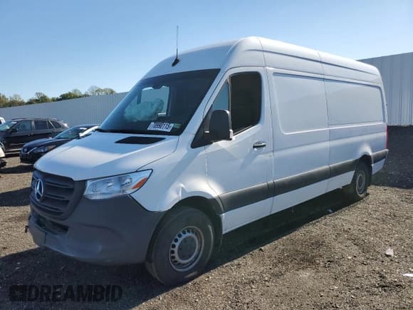✅ 2023 Mercedes-Benz Sprinter Cargo • VIN: W1Y40CHY7PT126258 • Lot: 87121345. Wystawiony na Copart z przebiegiem 96 012 mil. Bezpłatny archiwum sprzedaży aukcyjnych z USA i szczegółowy raport historii pojazdu na DreamBid. Zdjęcie 1.