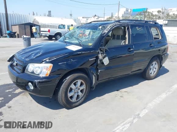 2001 Toyota Highlander с VIN JTEGF21AX10024206, выставлен на аукционе IAAI как лот 42603226 с пробегом Не указан миль и . История ставок и продаж доступна на DreamBid. Изображение 16.