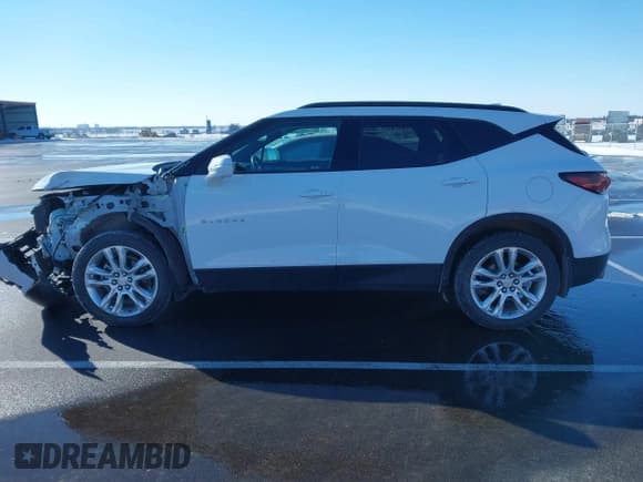 ✅ 2020 Chevrolet Blazer LT • VIN: 3GNKBJRS3LS705330 • Лот: 41552838. Опубликован ранее на IAAI с пробегом 57 598 миль. Бесплатный доступ к архиву аукционных продаж из США и подробный отчёт об истории автомобиля на DreamBid. Изображение 14.