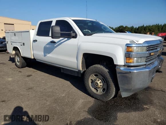 ✅ 2015 Chevrolet Silverado 2500HD • VIN: 1GB1KUE82FF176224 • Lot: 84012415. Listed on Copart with 319,764 mi. Free auction sales archive from the USA and detailed vehicle history report at DreamBid. Image 4.