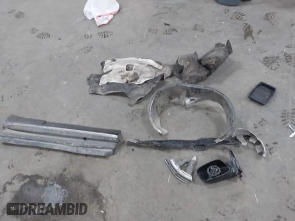 ✅ 2024 Toyota Highlander LE • VIN: 5TDKDRBH2RS570791 • Лот: 43655366. Опубликован ранее на IAAI с пробегом 25 564 миль. Бесплатный доступ к архиву аукционных продаж из США и подробный отчёт об истории автомобиля на DreamBid. Изображение 12.