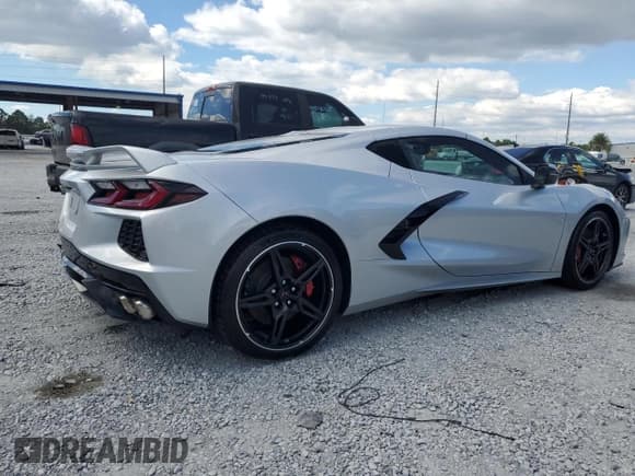 ✅ 2020 Chevrolet Corvette 3LT • VIN: 1G1Y82D46L5000315 • Lot: 86651655. Listed on Copart with 3,168 mi. Free auction sales archive from the USA and detailed vehicle history report at DreamBid. Image 3.