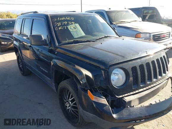 ✅ 2017 Jeep Patriot Sport • VIN: 1C4NJPBBXHD157288 • Lot: 41842244. Listed on IAAI with 125,462 mi. Free auction sales archive from the USA and detailed vehicle history report at DreamBid. Image 1.