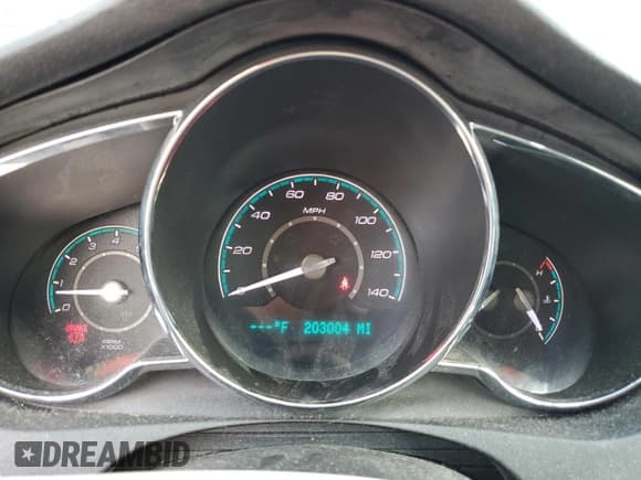 ✅ 2012 Chevrolet Malibu 1LT • VIN: 1G1ZC5EU5CF143236 • Lot: 82532515. Listed on Copart with 203,004 mi. Free auction sales archive from the USA and detailed vehicle history report at DreamBid. Image 9.