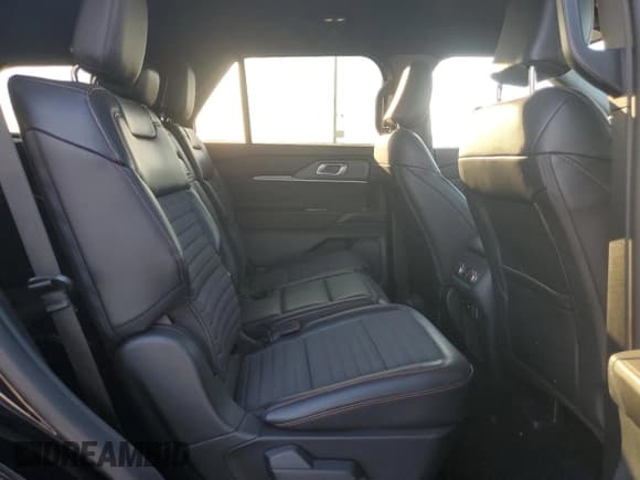 ✅ 2025 Ford Explorer ST-Line • VIN: 1FMUK8KH4SGB38031 • Lot: 91073565. Wystawiony na Copart z przebiegiem 22 448 mil. Bezpłatny archiwum sprzedaży aukcyjnych z USA i szczegółowy raport historii pojazdu na DreamBid. Zdjęcie 11.