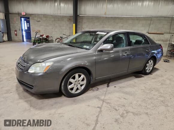 ✅ 2006 Toyota Avalon XL • VIN: 4T1BK36B86U145538 • Lot: 90582125. Wystawiony na Copart z przebiegiem 196 731 mil. Bezpłatny archiwum sprzedaży aukcyjnych z USA i szczegółowy raport historii pojazdu na DreamBid. Zdjęcie 1.