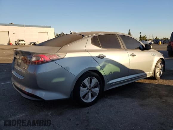 ✅ 2016 Kia Optima EX • VIN: KNAGN4AD3G5099190 • Lot: 91709465. Wystawiony na Copart z przebiegiem 96 358 mil. Bezpłatny archiwum sprzedaży aukcyjnych z USA i szczegółowy raport historii pojazdu na DreamBid. Zdjęcie 3.