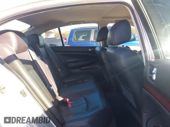 ✅ 2012 Infiniti G37 Journey • VIN: JN1CV6AP5CM624809 • Lot: 43644440. Wystawiony na IAAI z przebiegiem 138 650 mil. Bezpłatny archiwum sprzedaży aukcyjnych z USA i szczegółowy raport historii pojazdu na DreamBid. Zdjęcie 8.