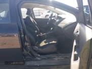 ✅ 2017 Ford Focus SE • VIN: 1FADP3F28HL216766 • Lot: 42248523. Wystawiony na IAAI z przebiegiem 134 622 mil. Bezpłatny archiwum sprzedaży aukcyjnych z USA i szczegółowy raport historii pojazdu na DreamBid. Zdjęcie 5.