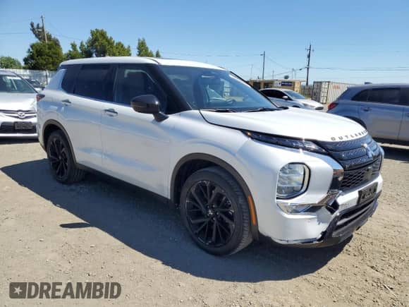 2023 Mitsubishi Outlander SEL с VIN JA4J3VA89PZ038601, выставлен на аукционе Copart как лот 56428715 с пробегом 19 447 миль миль и Списание • Salvage title. История ставок и продаж доступна на DreamBid. Изображение 4.