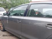 ✅ 2015 Volkswagen Jetta SE • VIN: 3VWD17AJ5FM285988 • Lot: 42675179. Listed on IAAI with 150,815 mi. Free auction sales archive from the USA and detailed vehicle history report at DreamBid. Image 6.