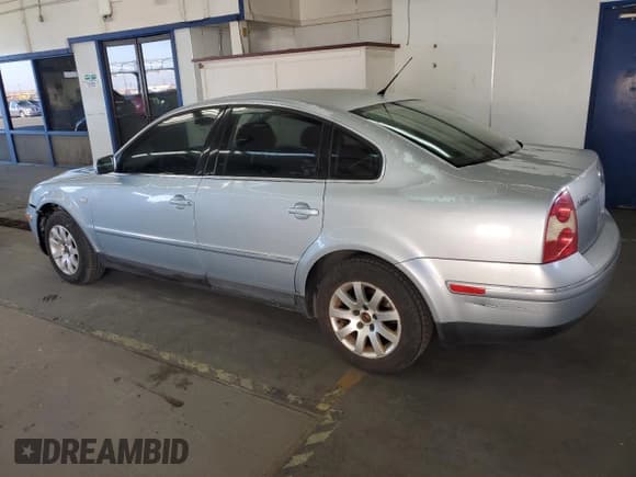 ✅ 2002 Volkswagen Passat GLS • VIN: WVWPD63BX2P180214 • Lot: 80290485. Listed on Copart with 161,536 mi. Free auction sales archive from the USA and detailed vehicle history report at DreamBid. Image 2.