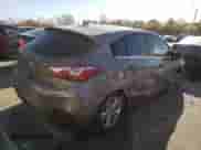 2017 Chevrolet Cruze LT z VIN 3G1BE6SM0HS549305, wystawiony jako Copart lot #63360012 z przebiegiem 112 133 mil mil oraz . Historia ofert i sprzedaży dostępna na DreamBid. Obrazek 4.