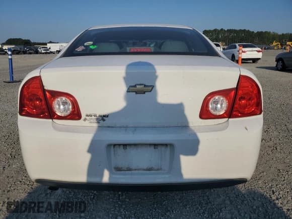 ✅ 2012 Chevrolet Malibu 1FL • VIN: 1G1ZA5EU6CF392487 • Lot: 75171914. Listed on Copart with 110,584 mi. Free auction sales archive from the USA and detailed vehicle history report at DreamBid. Image 6.
