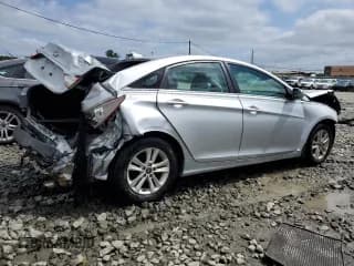 ✅ 2013 Hyundai Sonata GLS • VIN: 5NPEB4AC6DH698705 • Lot: 69135124. Listed on Copart with 129,965 mi. Free auction sales archive from the USA and detailed vehicle history report at DreamBid. Image 3.