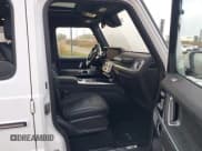 ✅ 2025 Mercedes-Benz G 550 • VIN: W1NWH1AB1SX047842 • Lot: 43751973. Listed on IAAI with 10,525 mi. Free auction sales archive from the USA and detailed vehicle history report at DreamBid. Image 5.