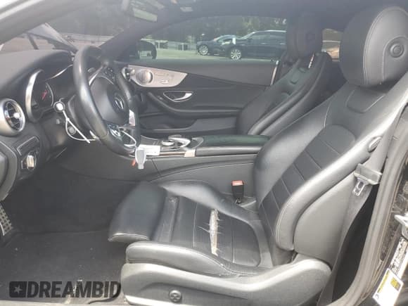 ✅ 2018 Mercedes-Benz C 300 • VIN: WDDWJ4KB6JF704074 • Лот: 57957375. Опубликован ранее на Copart с пробегом 97 267 миль. Бесплатный доступ к архиву аукционных продаж из США и подробный отчёт об истории автомобиля на DreamBid. Изображение 7.