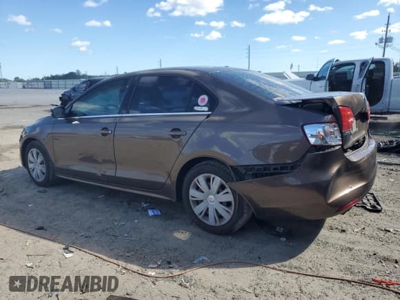 ✅ 2013 Volkswagen Jetta SE • VIN: 3VWDX7AJ9DM255050 • Lot: 86647795. Listed on Copart with 102,840 mi. Free auction sales archive from the USA and detailed vehicle history report at DreamBid. Image 2.
