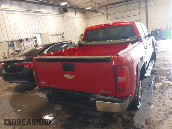 ✅ 2010 Chevrolet Silverado 1500 1HY • VIN: 3GCXKUEJ2AG214941 • Lot: 41221547. Listed on IAAI with 199,365 mi. Free auction sales archive from the USA and detailed vehicle history report at DreamBid. Image 16.