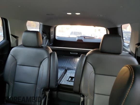 ✅ 2020 Chevrolet Traverse LT • VIN: 1GNERHKW2LJ114843 • Lot: 91086005. Listed on Copart with 57,562 mi. Free auction sales archive from the USA and detailed vehicle history report at DreamBid. Image 10.